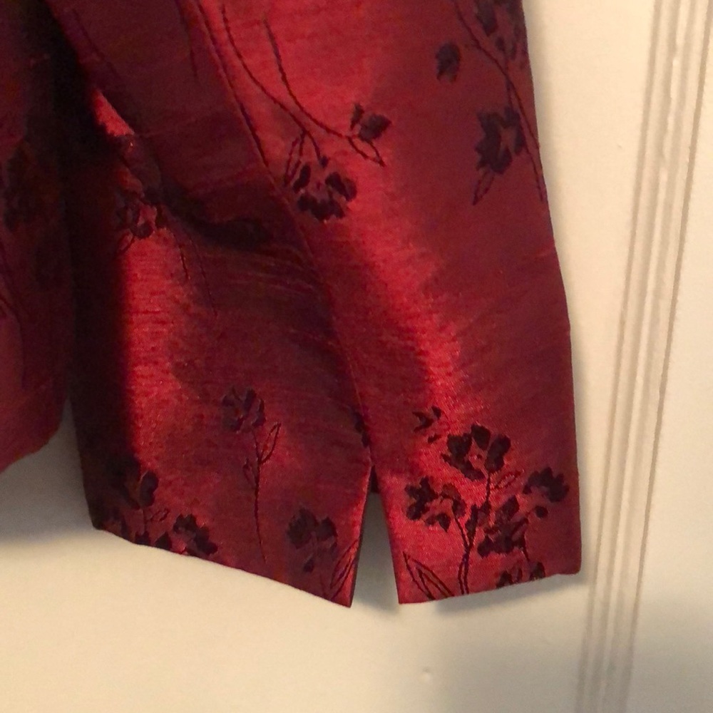 Le Suit Red Petite Jacket and Skirt - Picture 5 of 8